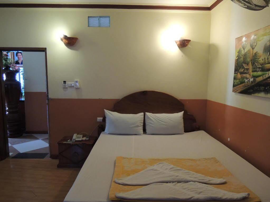 Thy Ny Hotel Battambang Ngoại thất bức ảnh